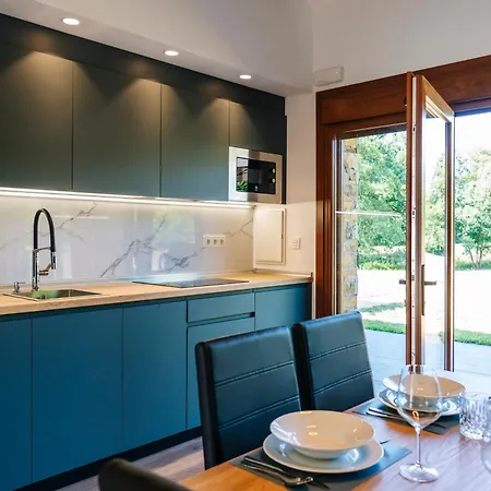 Apartment - Con Jardin Y Terraza Privados, Ubicados En Un Santuario Natural Estrategicamente Situados Que Combinan Mar Y Montana Con Comodidades De La Ciudad, Son Tu Base Ideal Conocer Y El Principado De Asturias Gijon