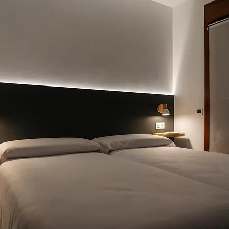 - Con Jardin Y Terraza Privados, Ubicados En Un Santuario Natural Estrategicamente Situados Que Combinan Mar Y Montana Con Comodidades De La Ciudad, Son Tu Base Ideal Conocer Y El Principado De Asturias Gijon